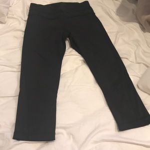 Lululemon cropped leggings